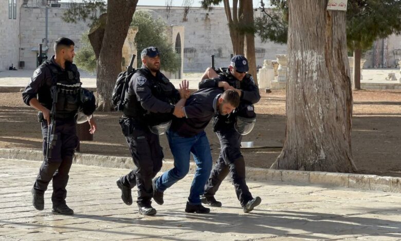 انتهاكات الاحتلال في الأقصى