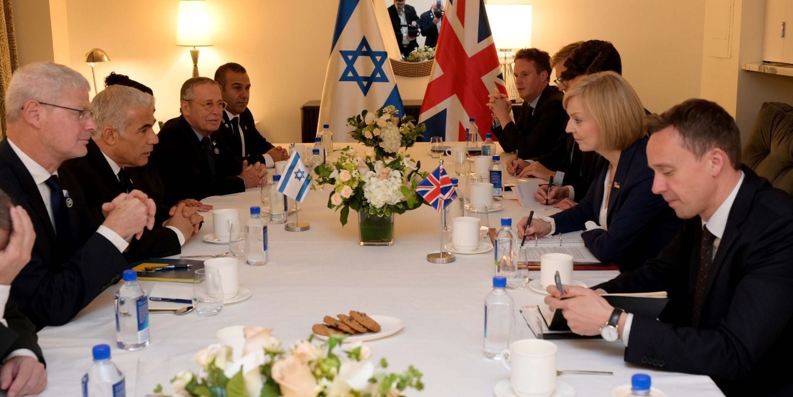 سفارة بريطانيا القدس