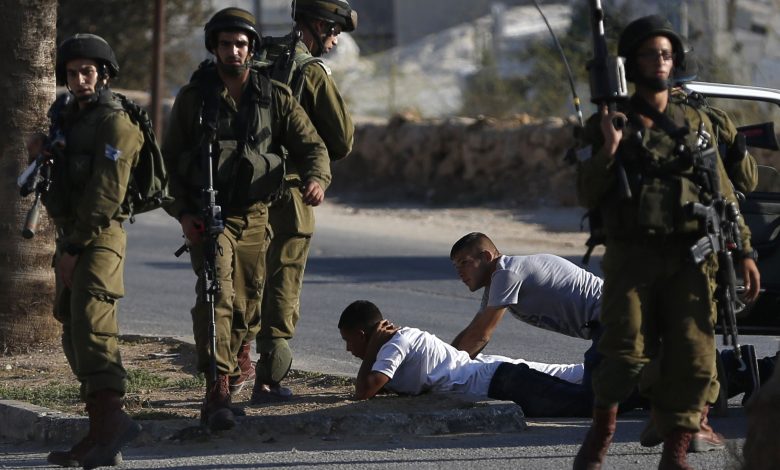 اعتقالات بالضفة والقدس