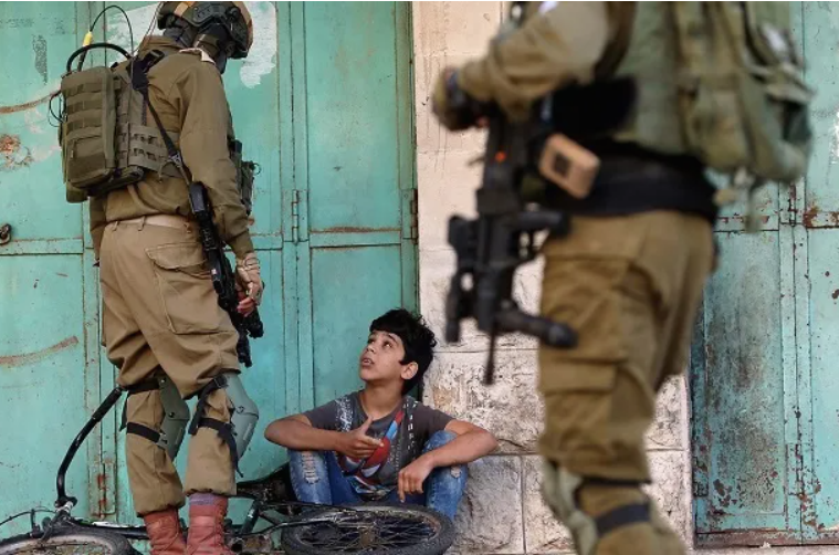 إسرائيل وأطفال فلسطين