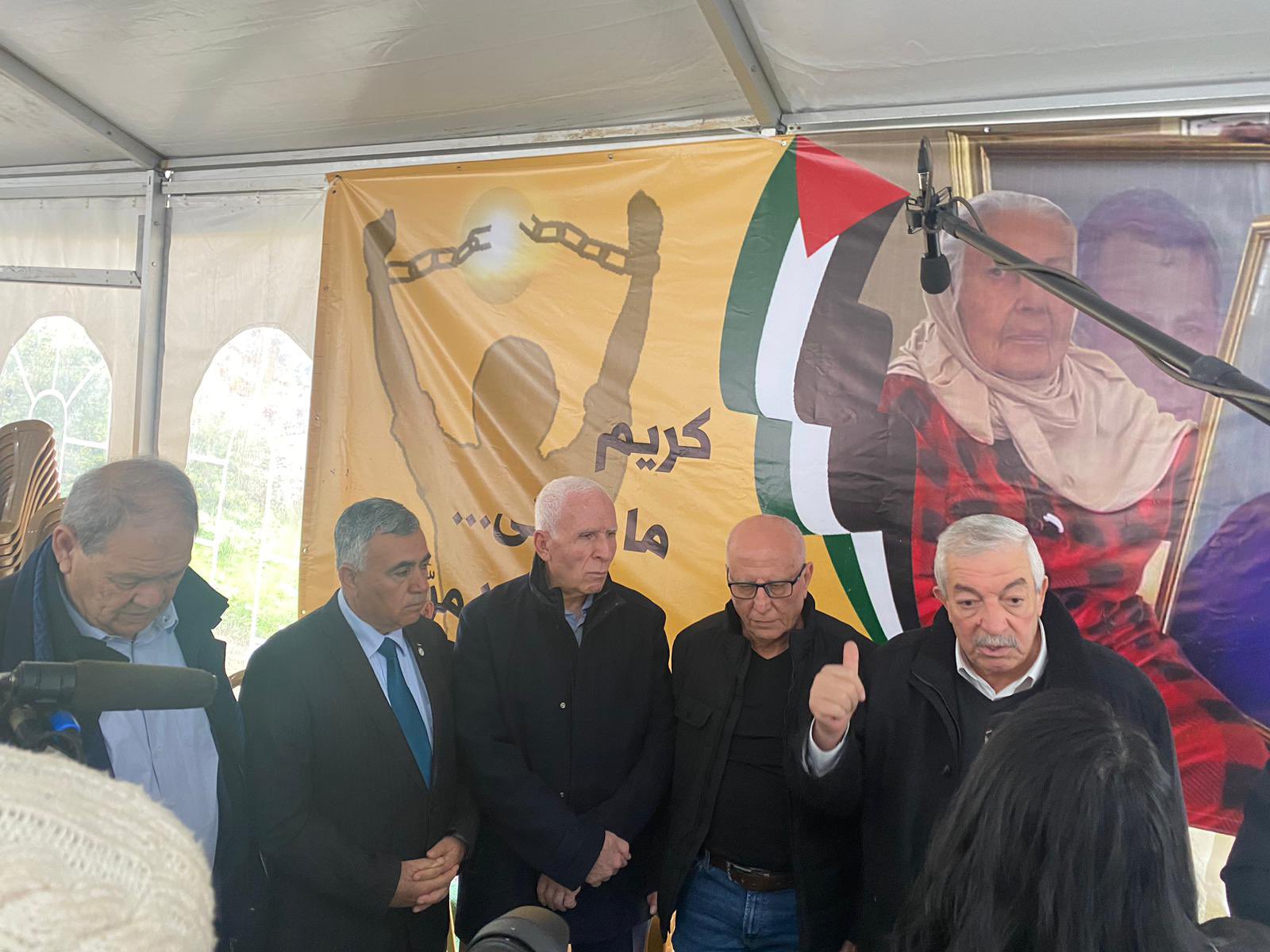 كريم يونس مع قادة فتح