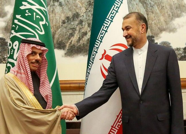 وزير الخارجية السعودي إلى طهران