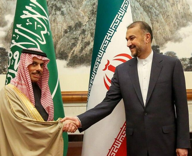 وزير الخارجية السعودي إلى طهران