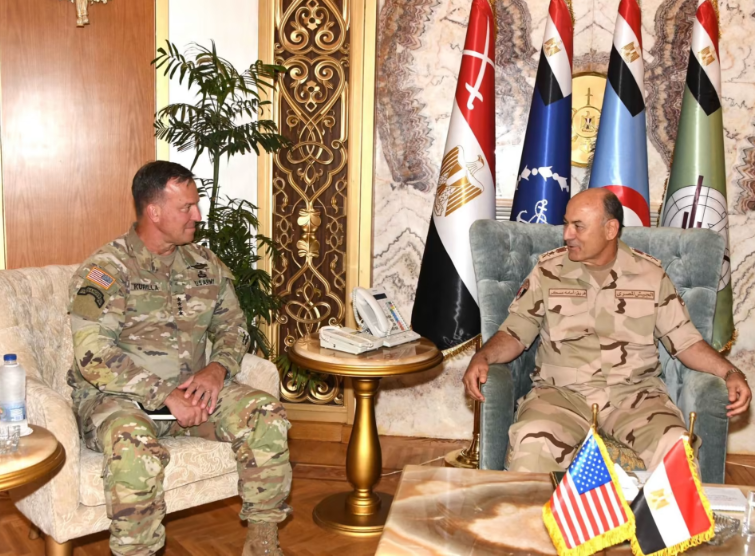 رئيس أركان القوات المسلحة المصرية وقائد القيادة المركزية الأمريكية