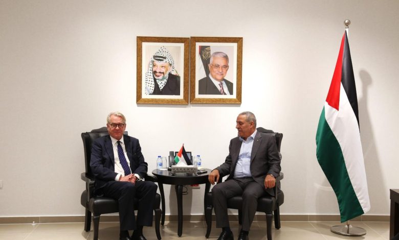 حسين الشيخ