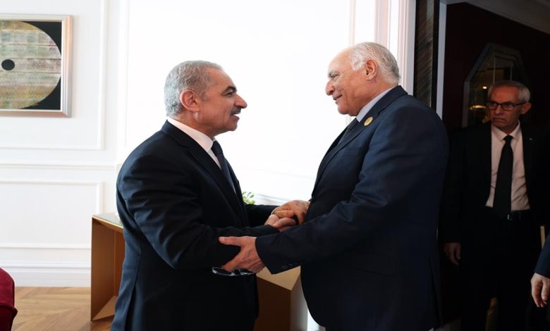 محمد اشتية واحمد عطاف