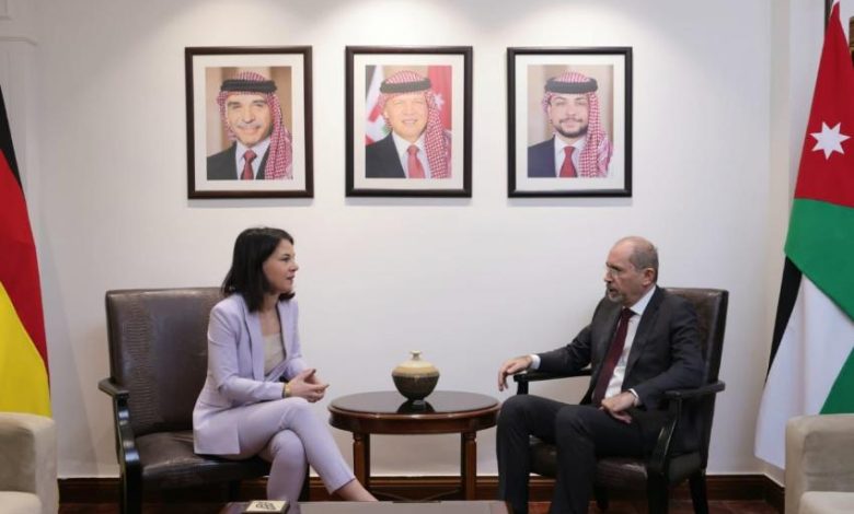 الصفدي نظيرته الألمانية