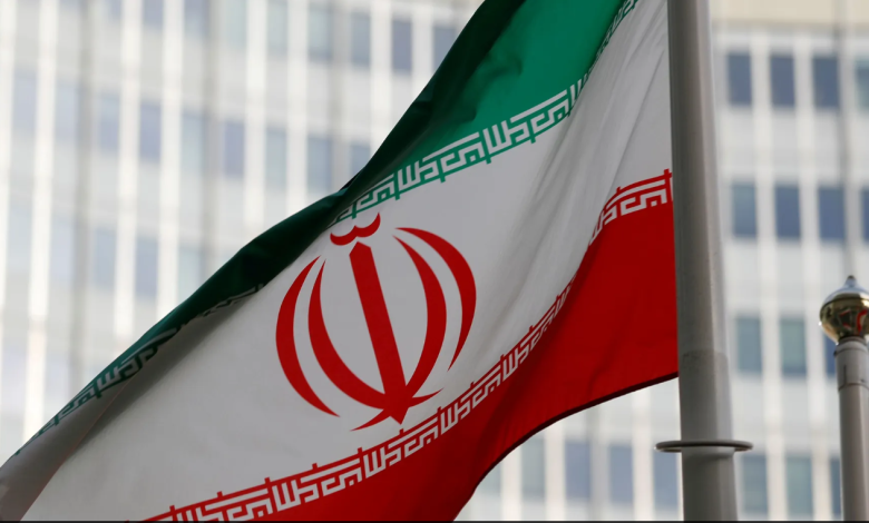 إيران