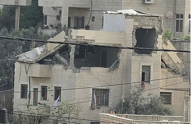 منزل الشهيد مجاهد منصور