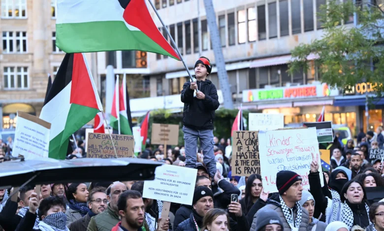 تراجع شعبية إسرائيل في أوروبا