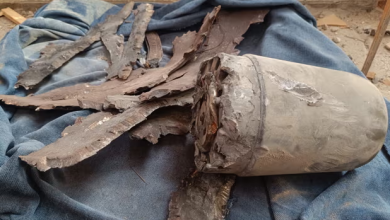 إسرائيل تقصف مقهى بقنبلة ضخمة