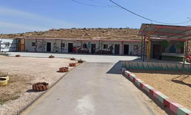 الاحتلال هدم مدرسة مسافر يطا
