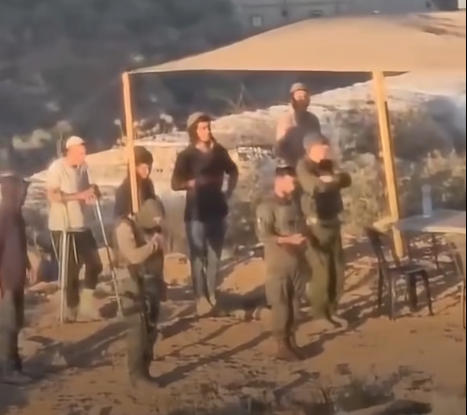 جنود الاحتلال والمستوطنين